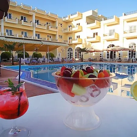 Kouros Hotel