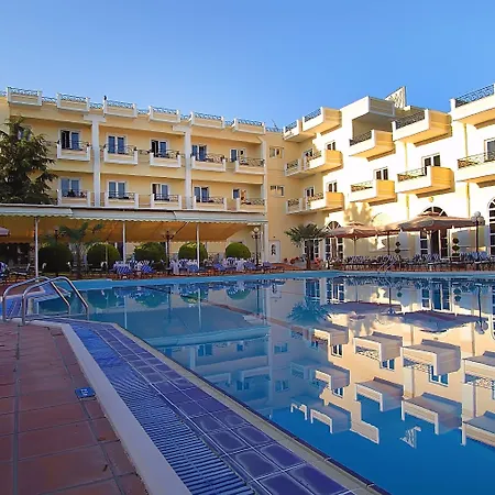 Kouros Hotel