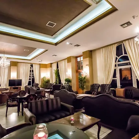 Hotel Kouros 4*