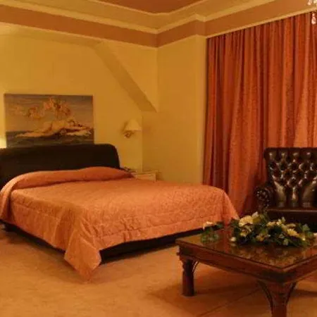 Hotel Kouros 4*