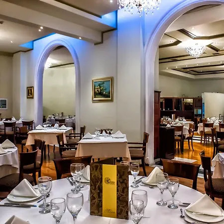 Hotel Kouros 4*