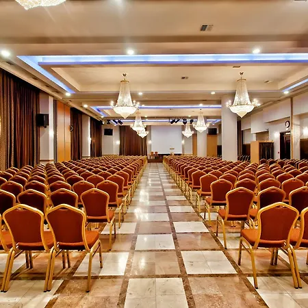 Kouros Hotel Drama