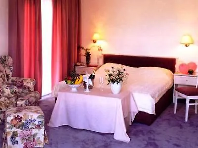 Hotel Kouros 4*
