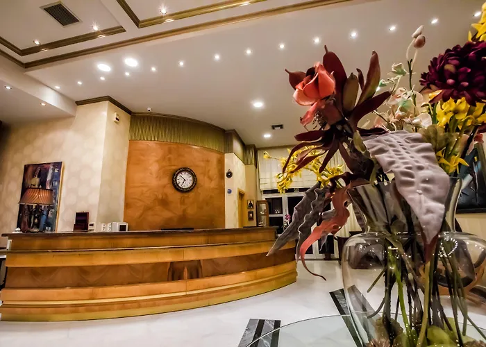 Hotel Kouros 4*