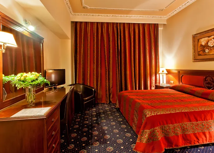 Hotel Kouros