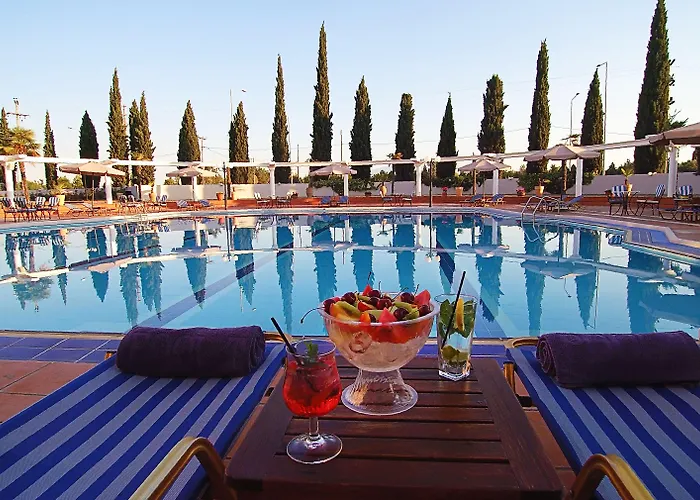 Kouros Hotel