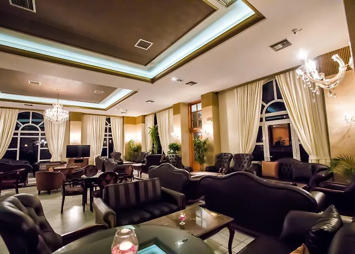 Hotel Kouros 4*