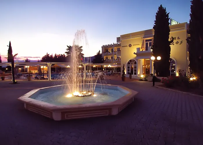 Kouros Hotel