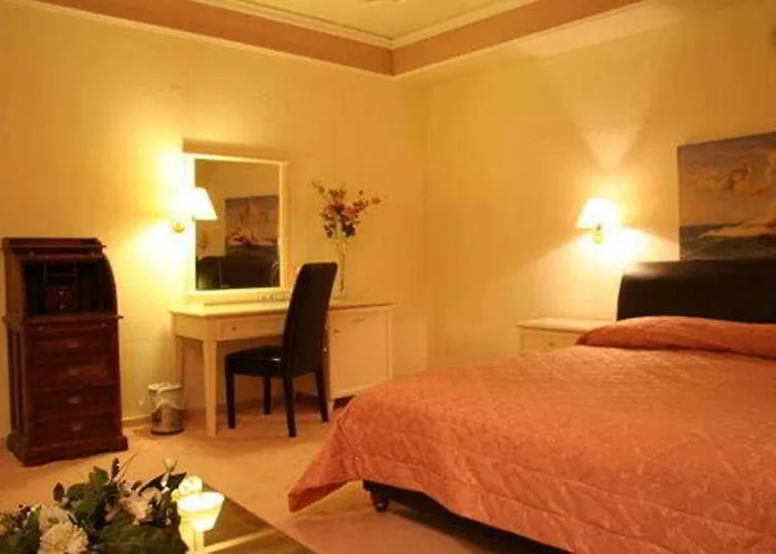 Kouros 4*