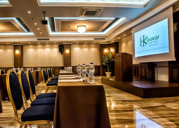 Kouros Hotel