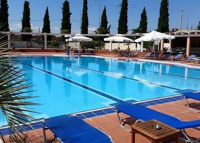 Hotel Kouros 4*