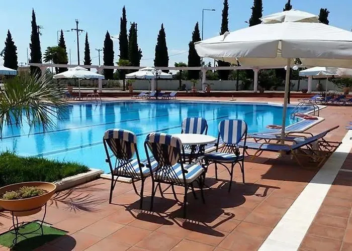 Kouros Hotel